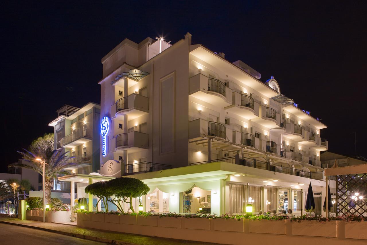 Hotel Soraya - Spiaggia Sawasdee Riccione Eksteriør billede